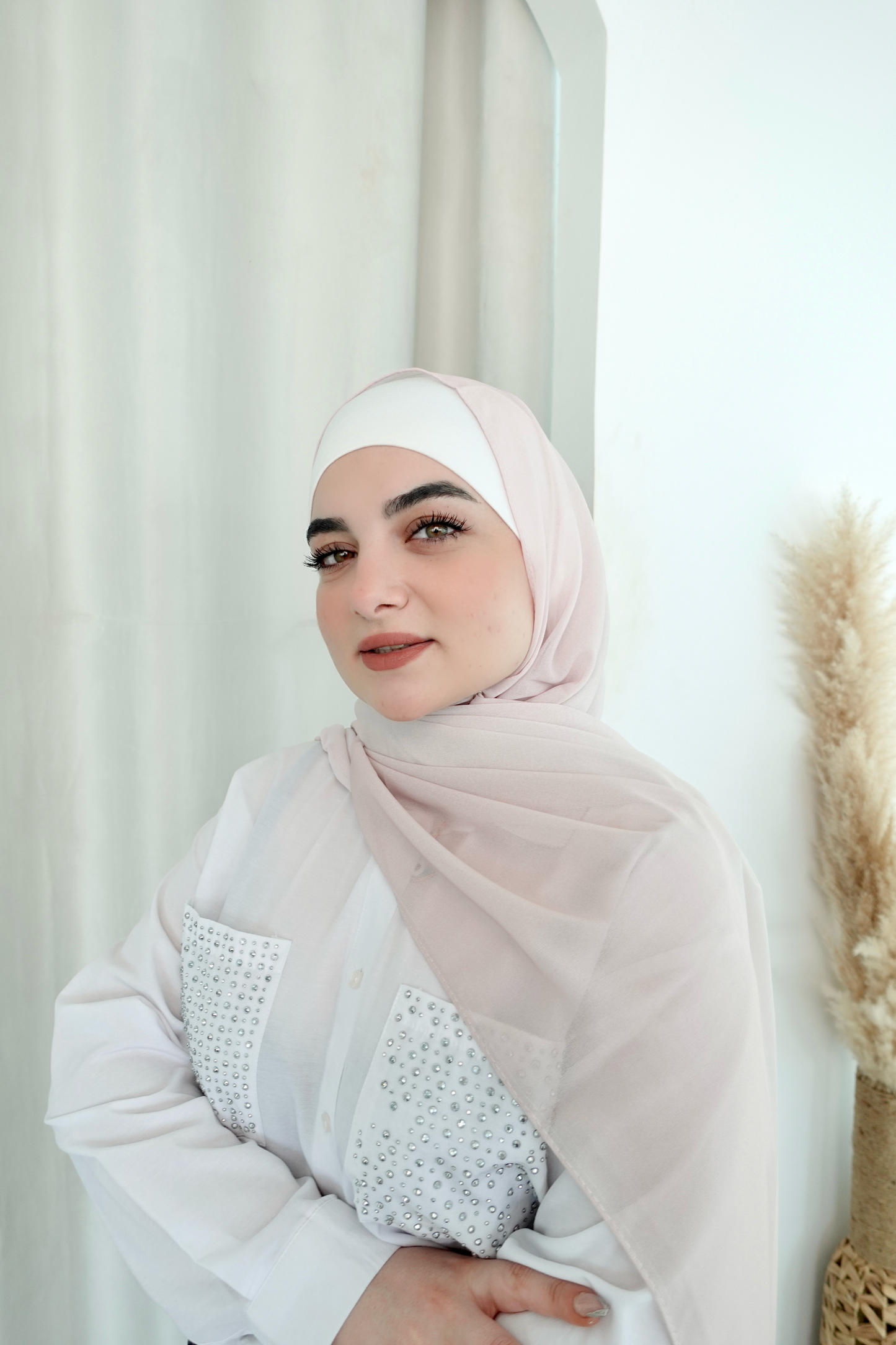Pinkish (Beige) Ombre Hijab │ Snow Scarves