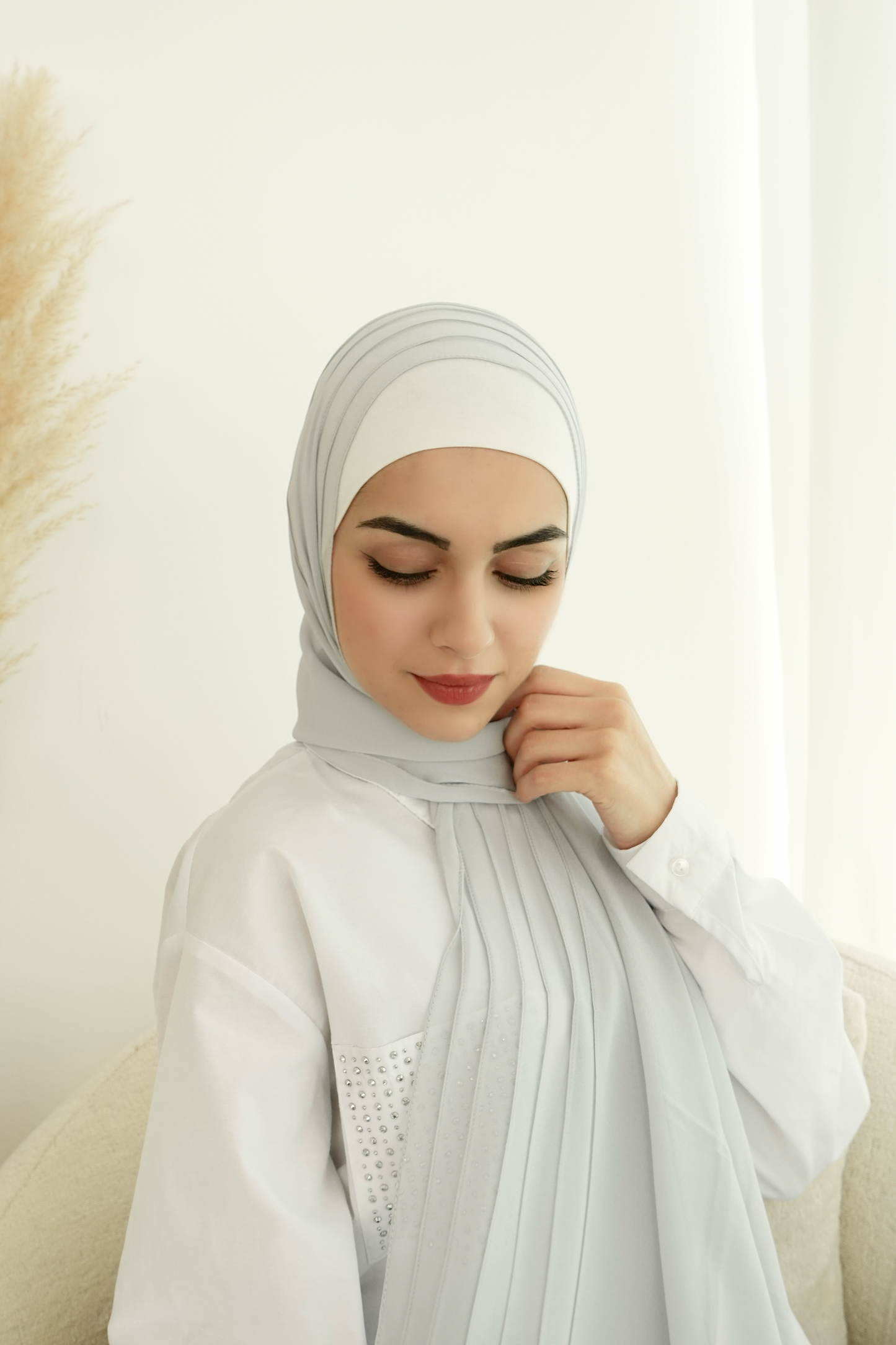 Nina Valentina - Light Beige Pleated, Plain Hijab │ Snow Scarves