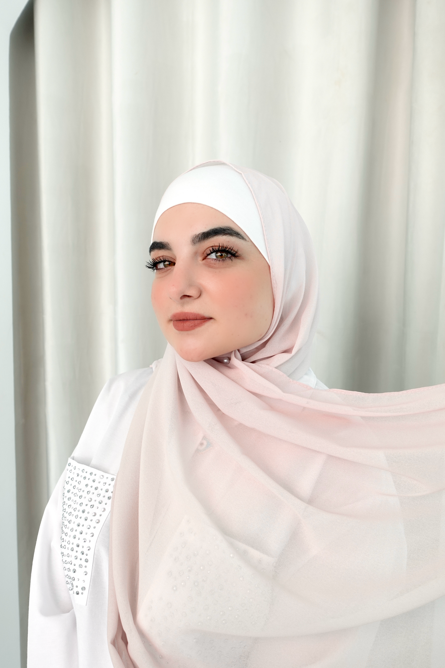 Pinkish (Beige) Ombre Hijab │ Snow Scarves