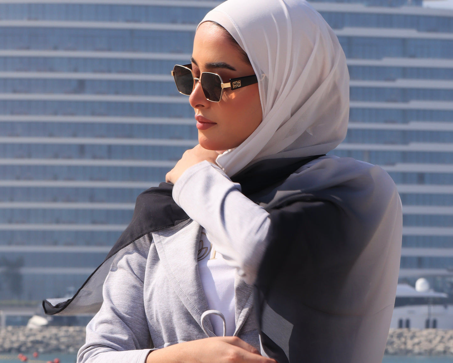 White to Black Ombre Hijab │ Snow Scarves