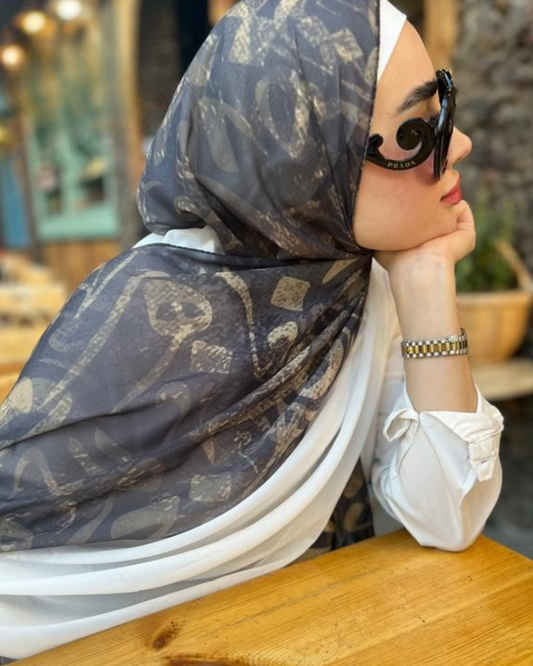 Arabic Calligraphy Ombre Hijab - Black │ Snow Scarves